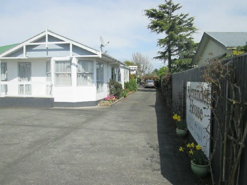alexander-house-1