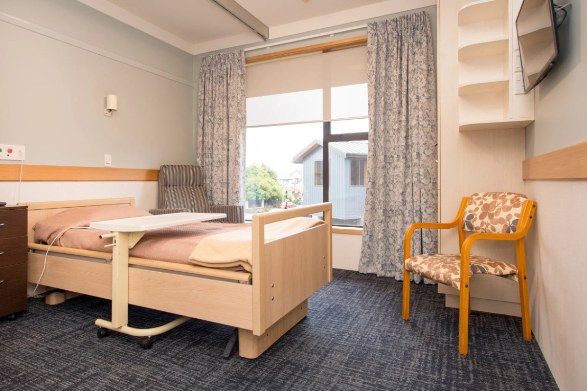 nurse-maude-care-home-6059