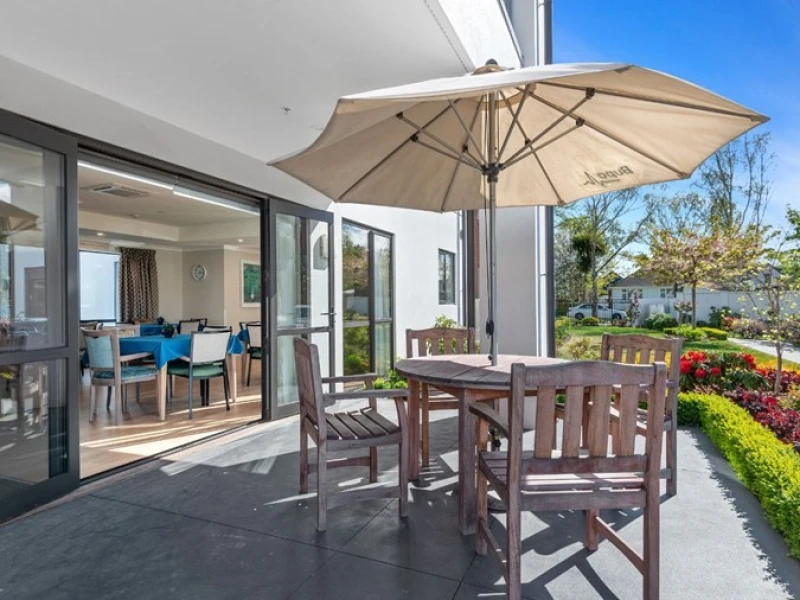 bupa-parkstone-care-home-2673