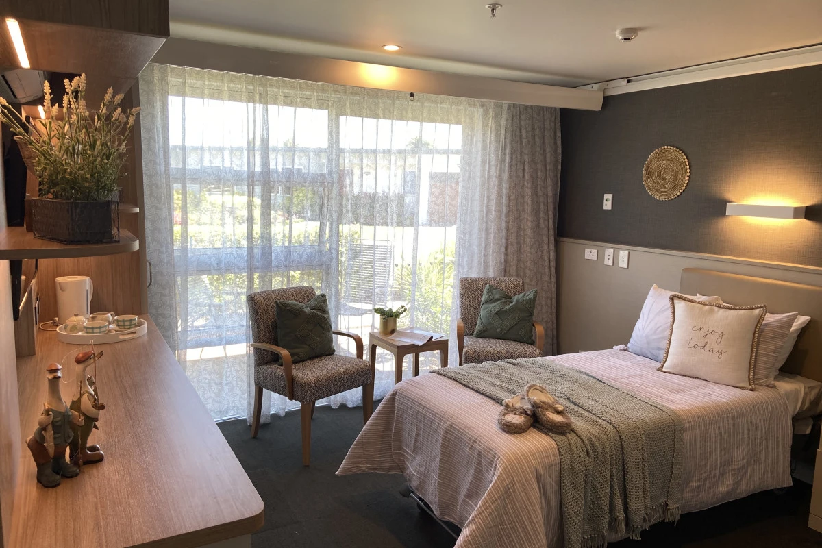 papamoa-beach-village-care-home-metlifecare-5019