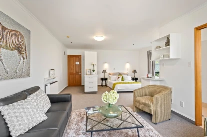 ultimate-care-bishop-selwyn-bishop-selwyn-studio-7056