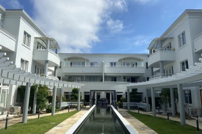 the-avenues-metlifecare-top-floor-2-bedroom-apartment-available-51975