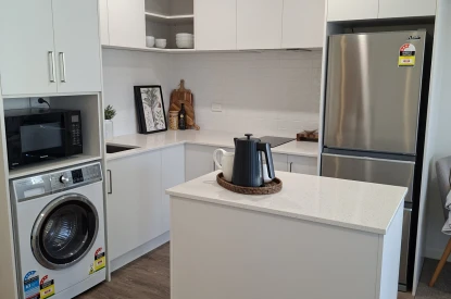 ilam-arvida-well-appointed-1-bedroom-apartment-53530