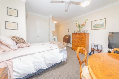 ryman-jane-winstone-retirement-village-morning-sun-city-views-55002