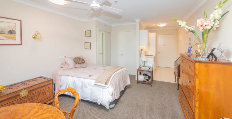 ryman-jane-winstone-retirement-village-morning-sun-city-views-55440