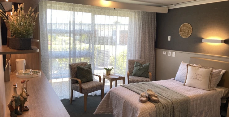 papamoa-beach-village-care-home-metlifecare-room-1136