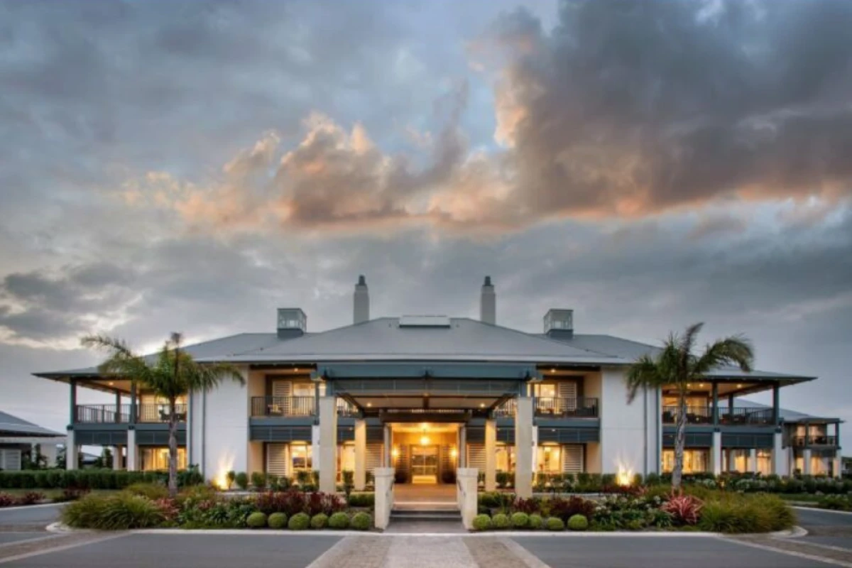 pacific-coast-village-10263