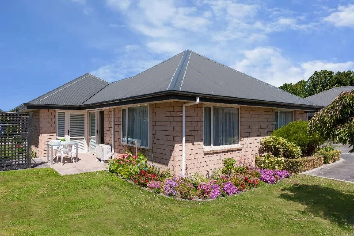 palm-grove-retirement-village-2