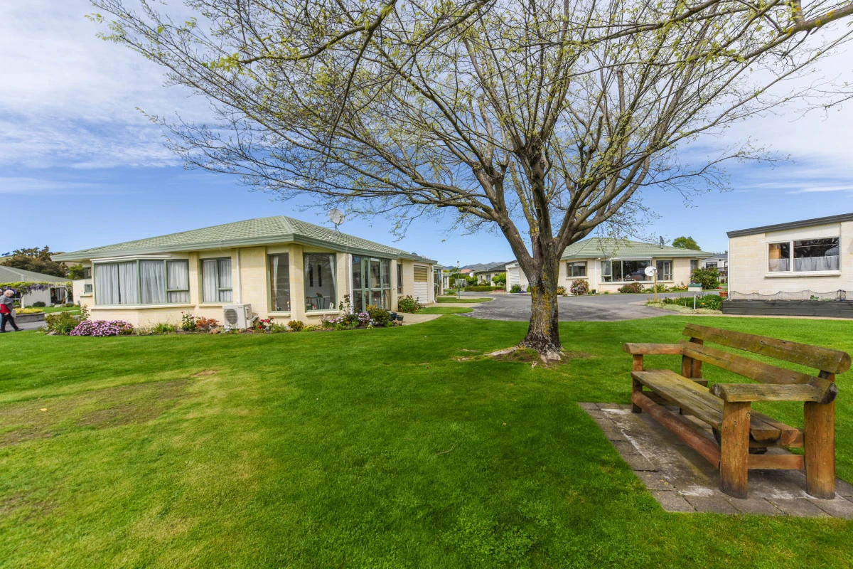 redwood-retirement-village-13579