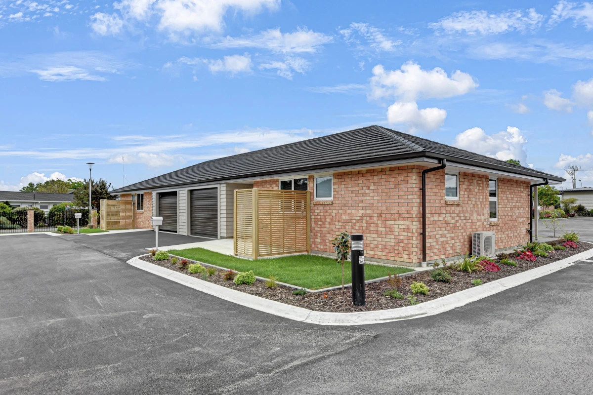 stoke-retirement-village-9049